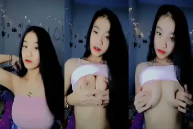 Remasan Dada ABG Sange Sangat Ganas Di Kasur